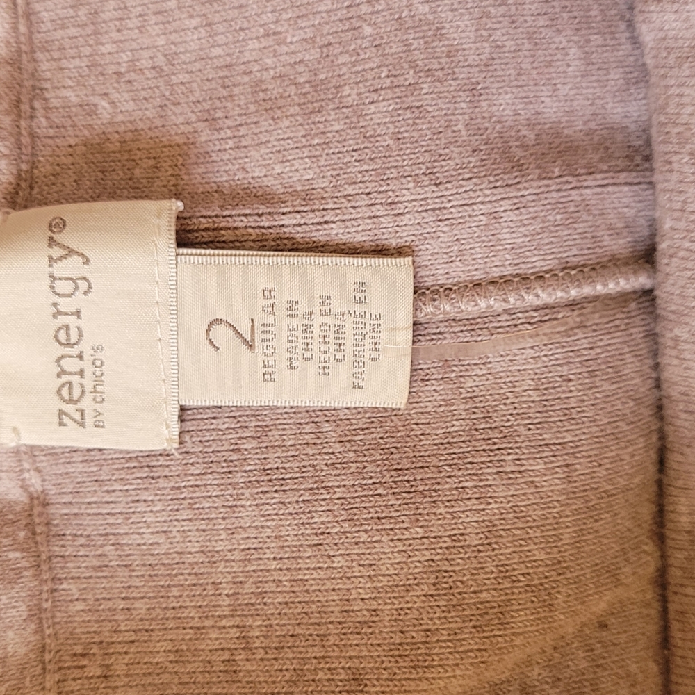 Chicos Zenergy Pant Set - Picture 5 of 6